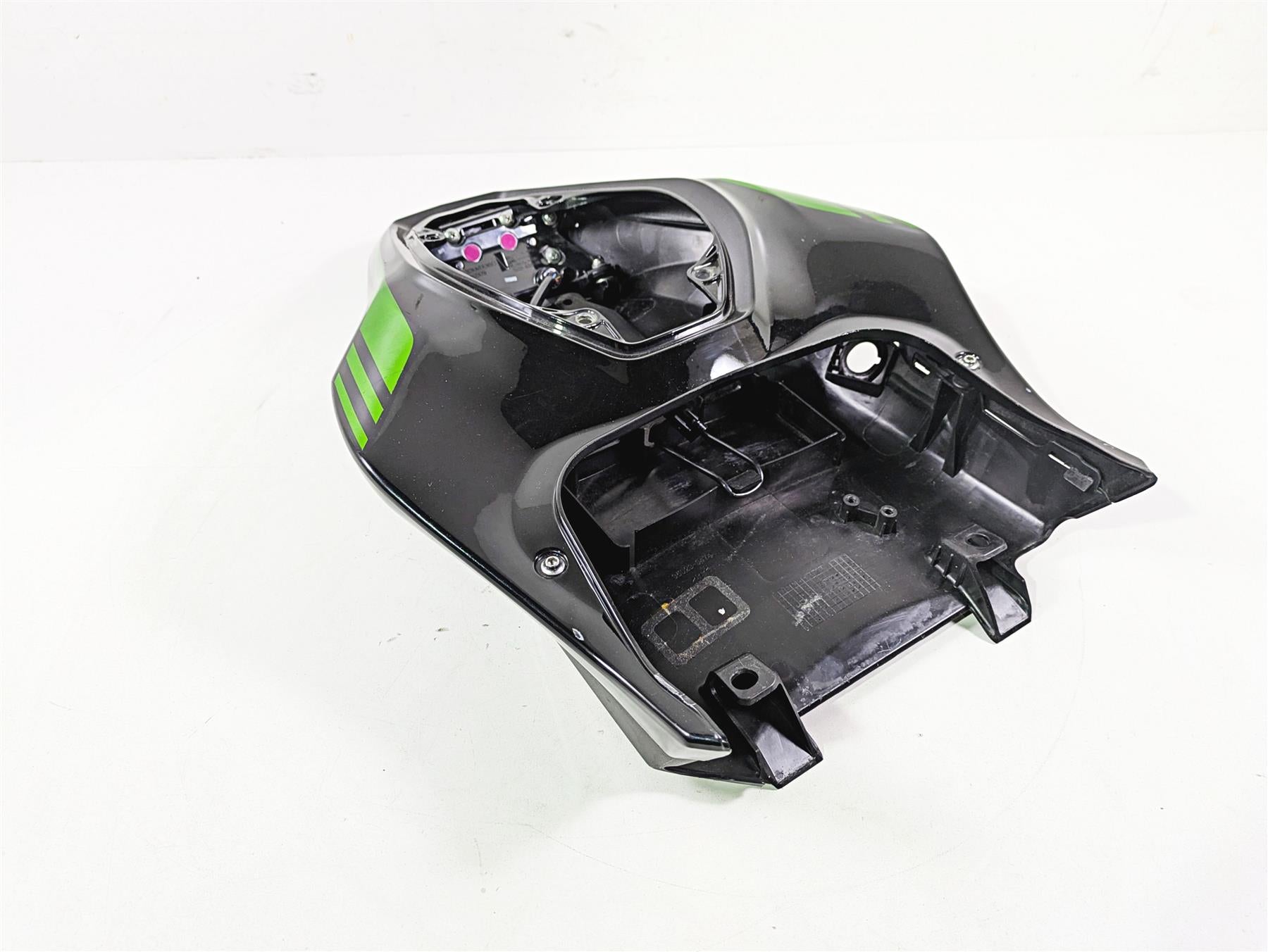 2021 Kawasaki Z900 ZR900 Upper Lower Tail Brake Light Fairing Set 36041-0053 {{ shop.shopifyCountryName }} - Mototech271