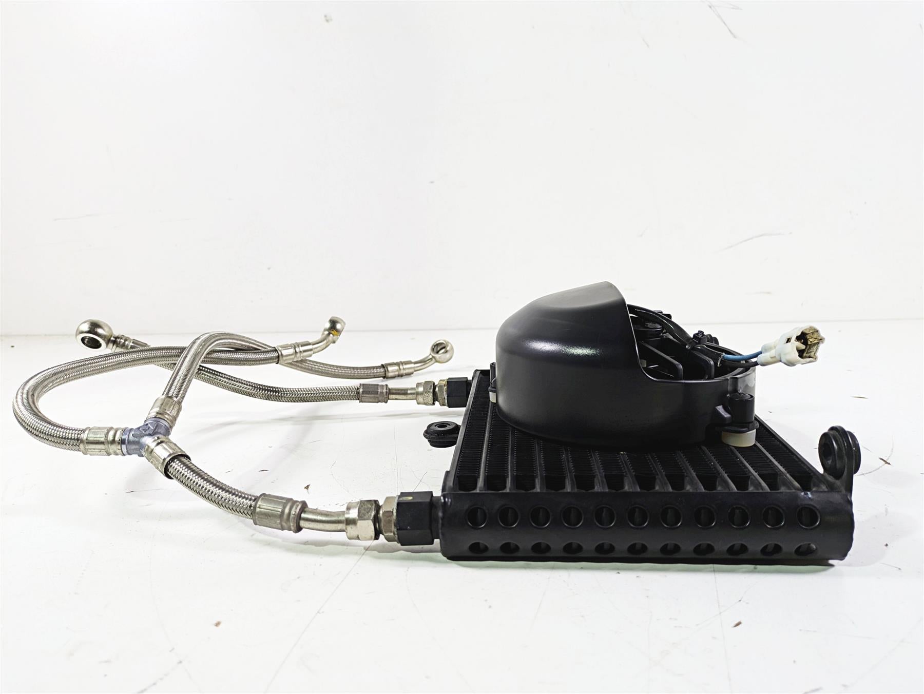 2014 Moto Guzzi California 1400 Touring Oil Cooler Lines & Fan Set B063090 {{ shop.shopifyCountryName }} - Mototech271