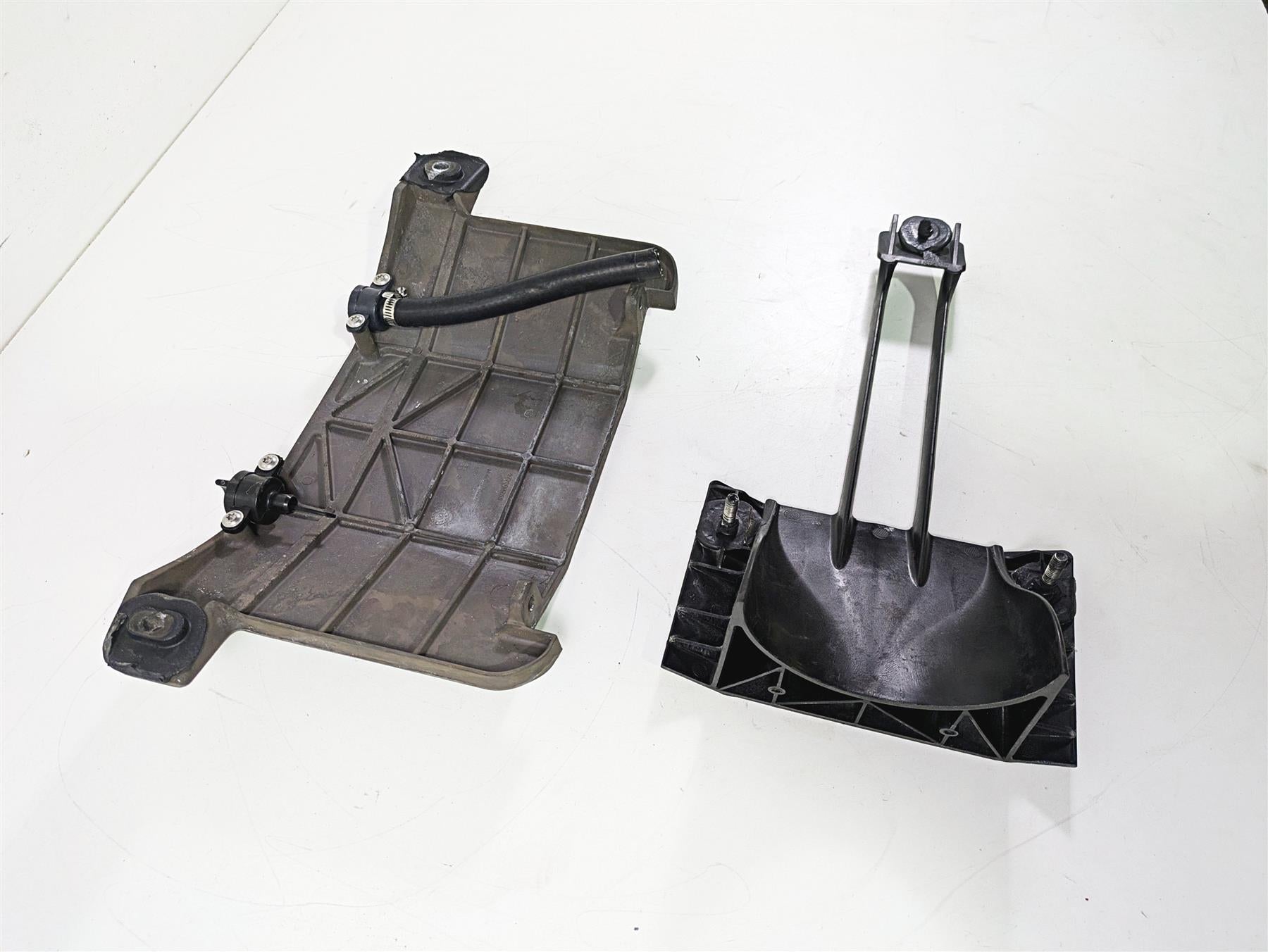 2022 SeaDoo Spark 900 Trixx Lower Riding Skid Plate Set 271001840 {{ shop.shopifyCountryName }} - Mototech271