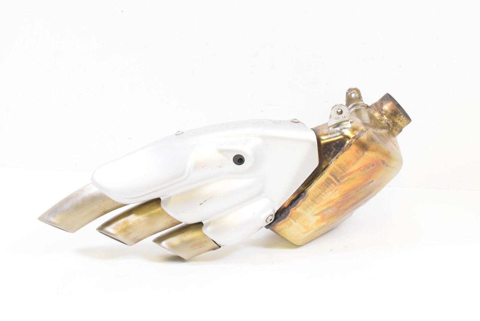 2015 MV Agusta B3 Brutale 675 Stock Exhaust Pipe Muffler Silencer 8B00B6175 {{ shop.shopifyCountryName }} - Mototech271