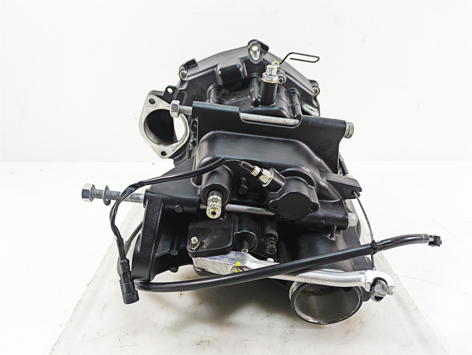 2020 Moto Guzzi V85 TT Adventure Transmission Gear Box - 3k Only 2A0010035 {{ shop.shopifyCountryName }} - Mototech271