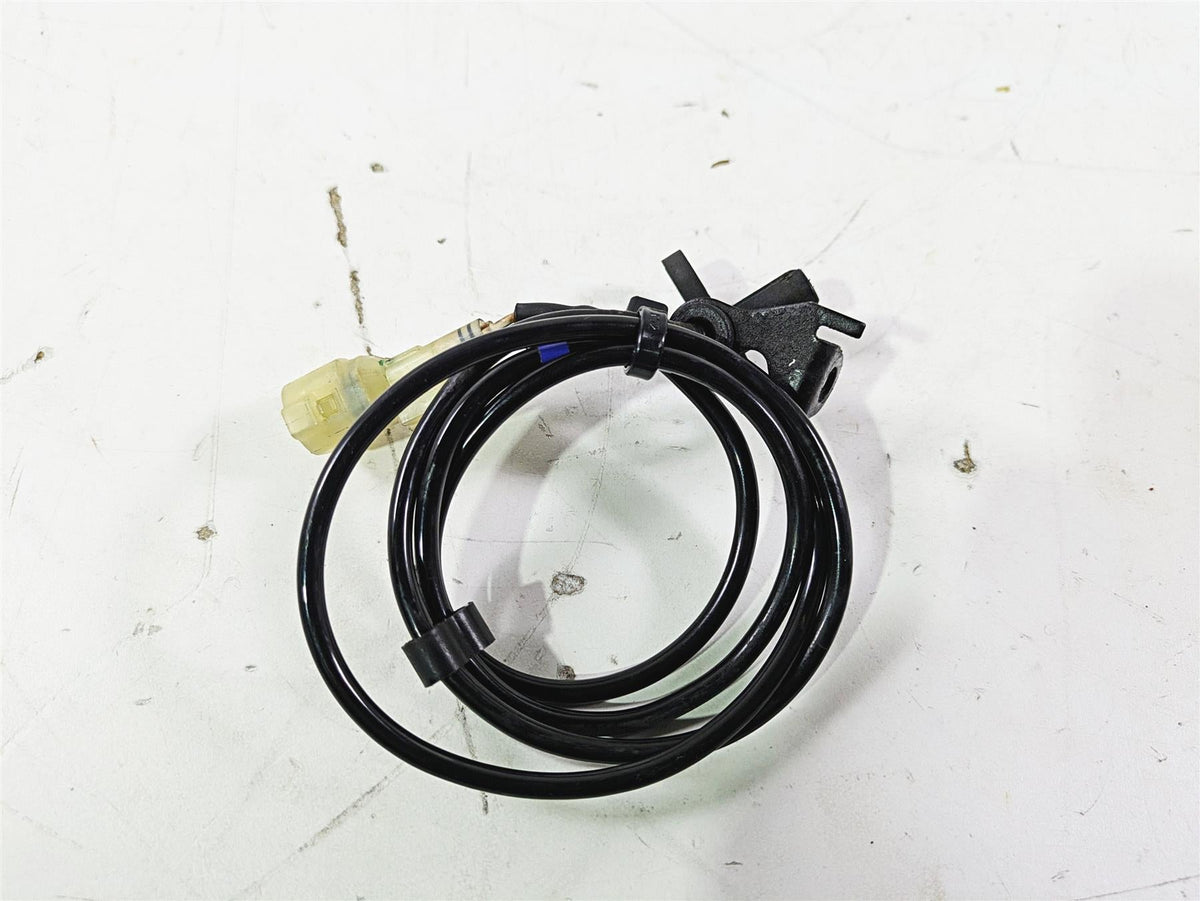 2019 Triumph Speed Triple RS 1050 Rear Abs Brake Wheel Speed Sensor T2021672 {{ shop.shopifyCountryName }} - Mototech271