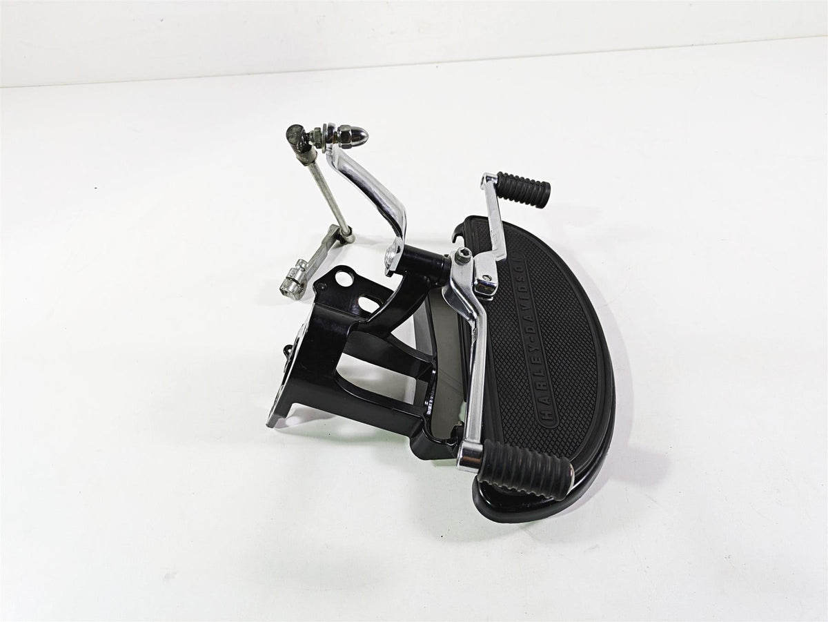 2009 Harley FLSTSB Cross Bones Left Floorboard & Shifter Set - BENT 33630-07A {{ shop.shopifyCountryName }} - Mototech271