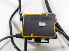 Load image into Gallery viewer, 2006 BMW R1200GS K255 Adv Throttle Body Set &amp; Cables 13547672731 13547672732 | Mototech271

