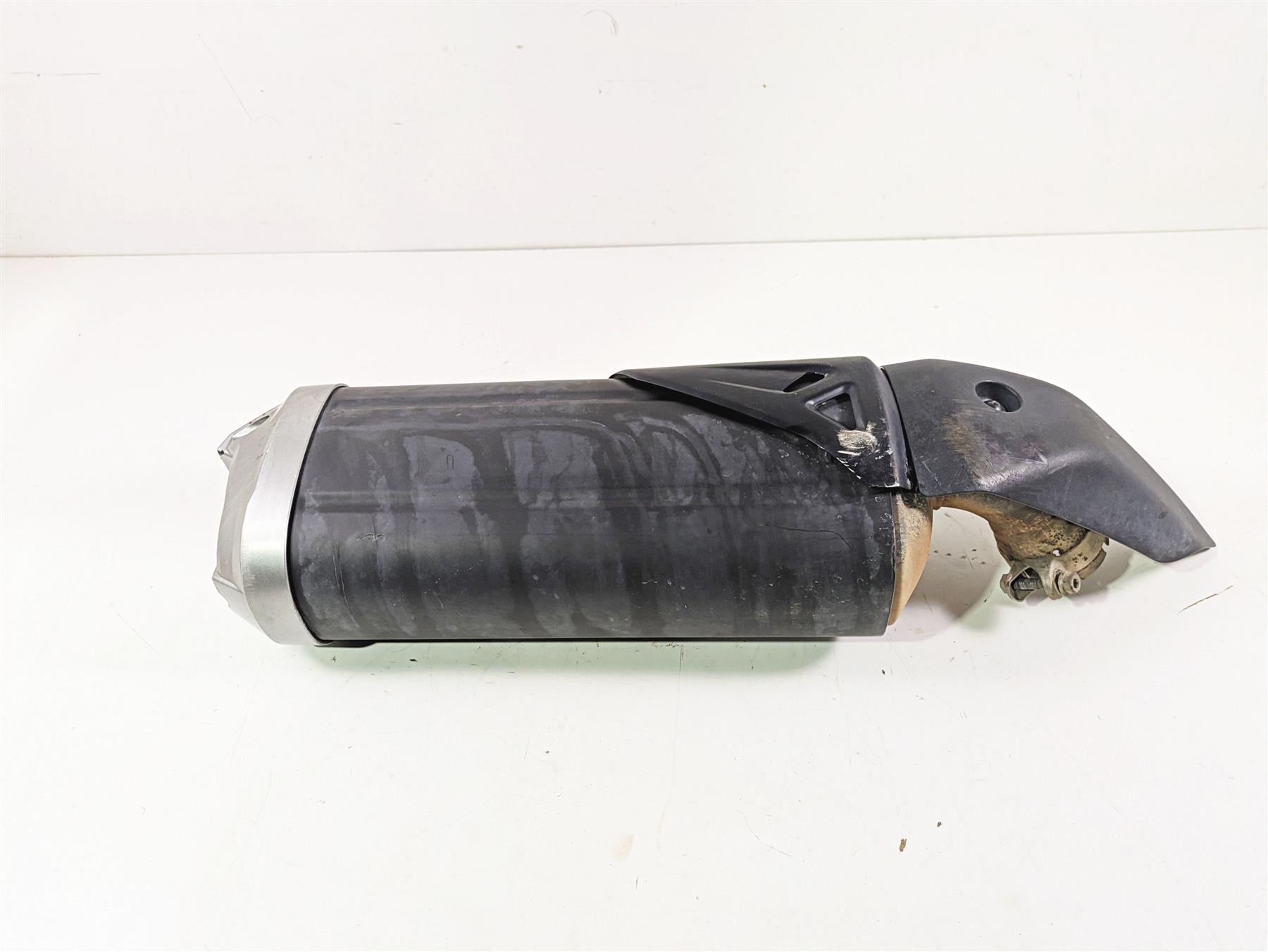 2020 Suzuki V-Strom 1050 XT Stock Exhaust Pipe Muffler Silencer 14310-06L00-H01 {{ shop.shopifyCountryName }} - Mototech271