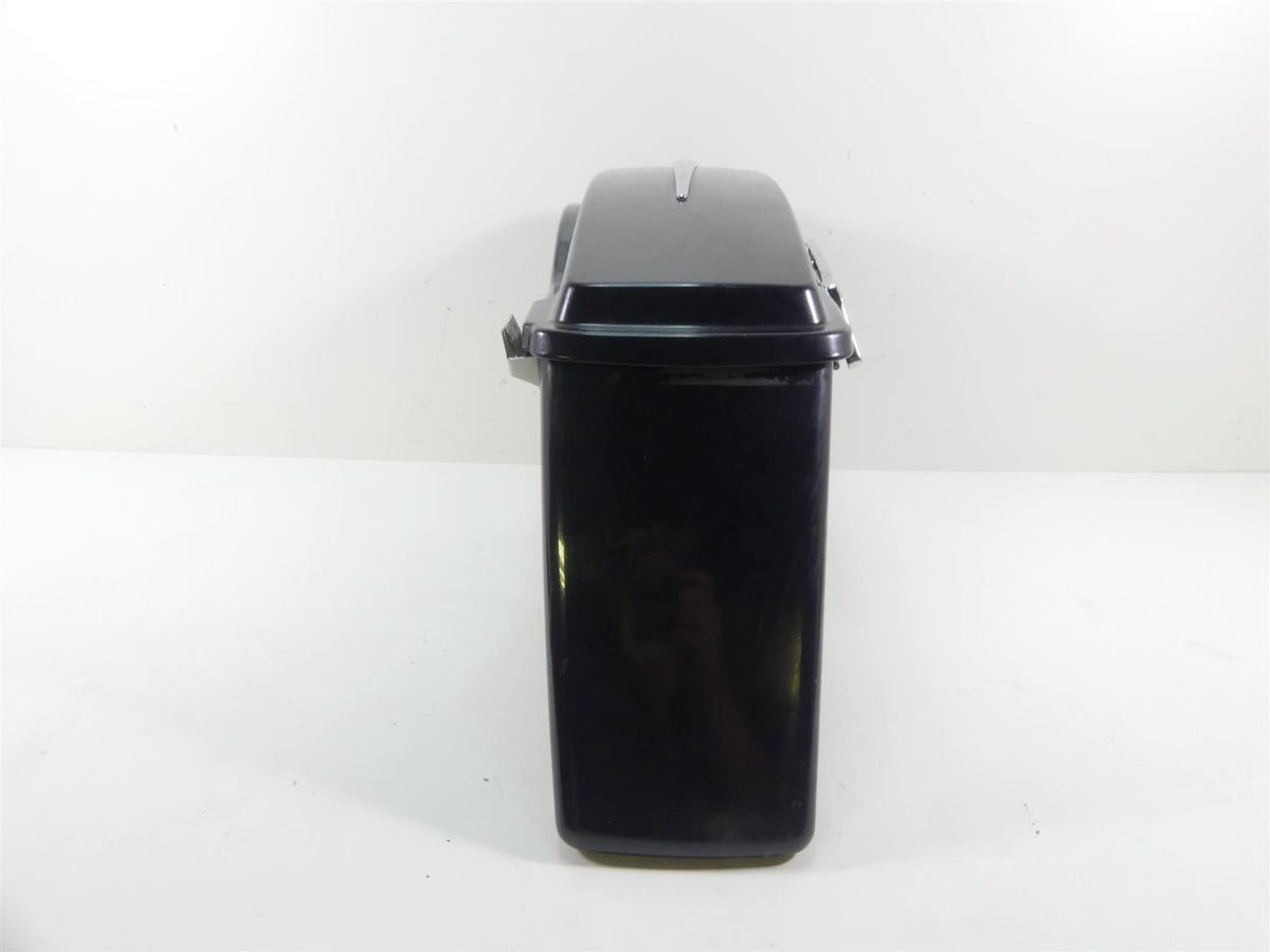2004 Harley FLHTC SE CVO Electra Glide Right Saddle Bag Saddle Bag 90906-04 {{ shop.shopifyCountryName }} - Mototech271