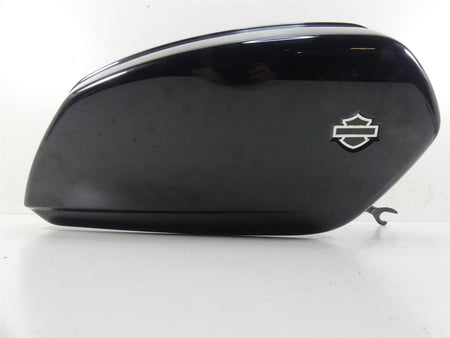 2021 Harley Softail FLSB Sport Glide Right Side Saddlebag Saddle Bag 90201448 {{ shop.shopifyCountryName }} - Mototech271