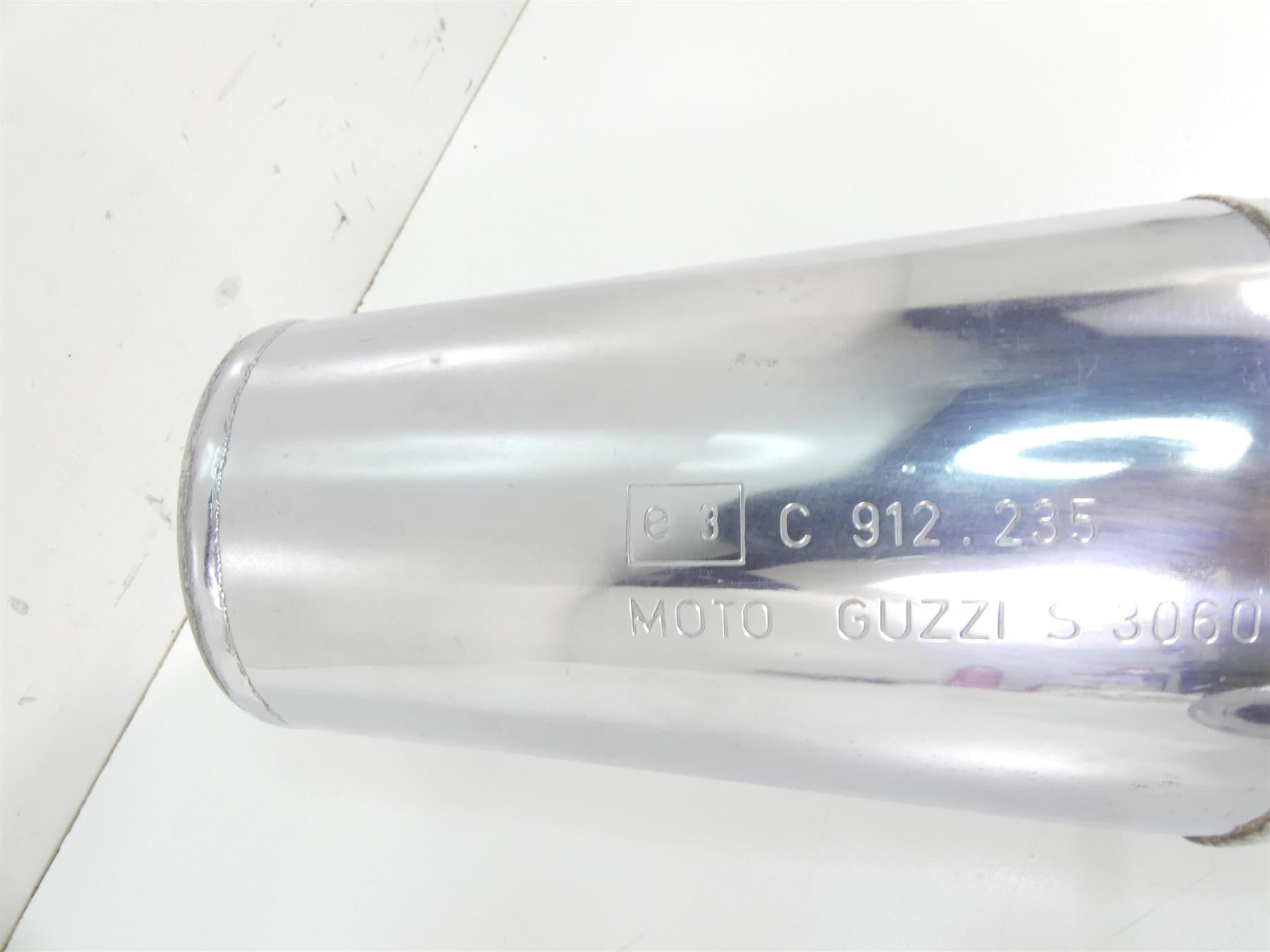 2001 Moto Guzzi California Sp 1100 Oem Exhaust Muffler Silencer Set GU17123062 {{ shop.shopifyCountryName }} - Mototech271
