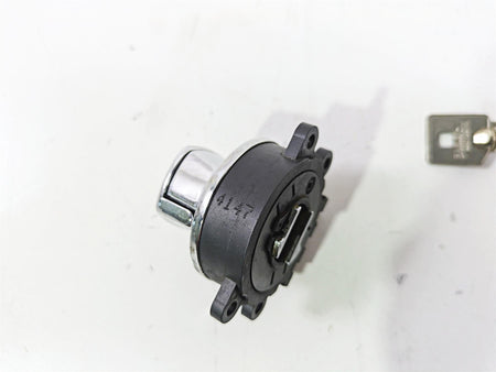 2004 Harley FLSTCI Softail Heritage Ignition Switch Steering Key Lock 71450-04 {{ shop.shopifyCountryName }} - Mototech271