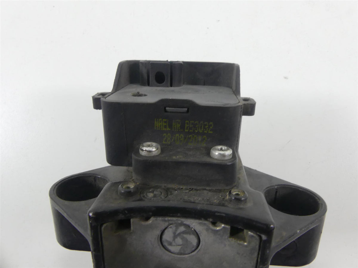 2013 BMW F800GS STD K72 Ignition Switch Gas Cap Key Lock Set -Read 51257700072 {{ shop.shopifyCountryName }} - Mototech271