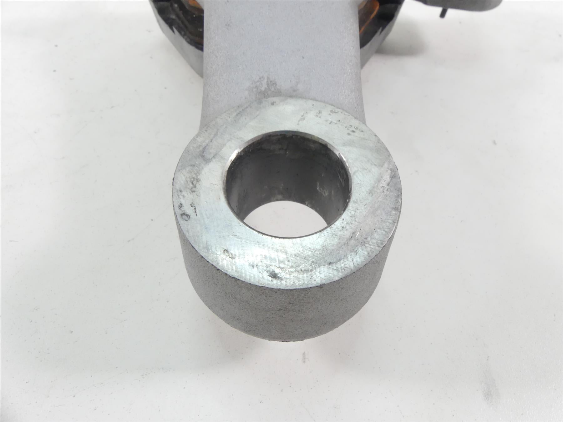 2004 Harley FLHTC SE CVO Electra Glide Rear Brake Caliper 44681-05 {{ shop.shopifyCountryName }} - Mototech271