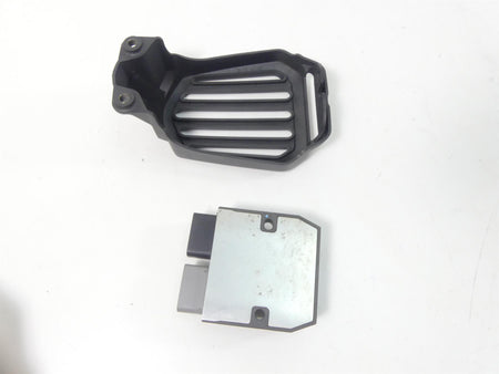 2007 Yamaha XVS1300 V-Star Rectifier Voltage Regulator FH012AA 1D7-81960-01-00 {{ shop.shopifyCountryName }} - Mototech271