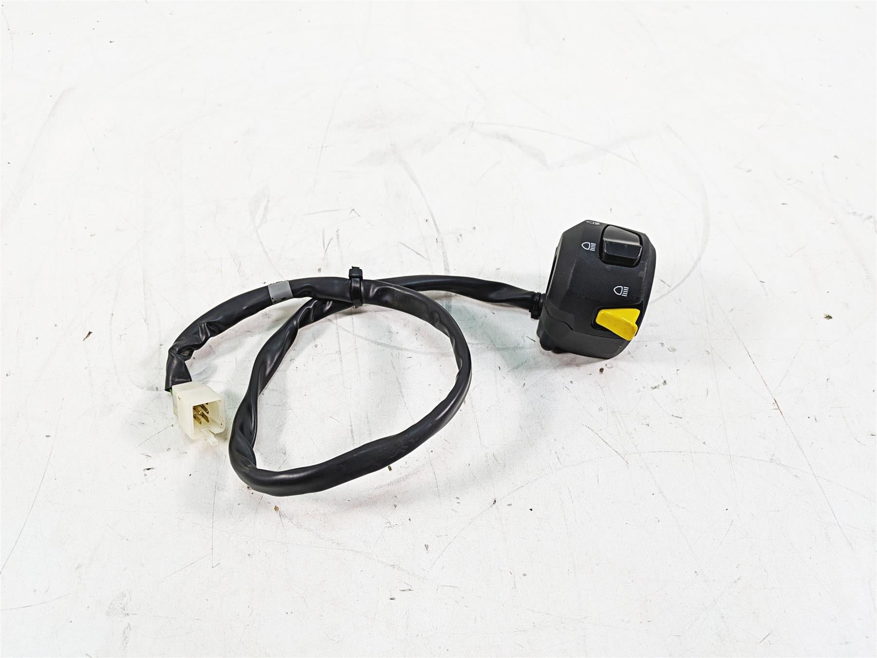 2013 Moto Guzzi V7 750 Stone domino Left Hand Light Control Switch 887822 {{ shop.shopifyCountryName }} - Mototech271