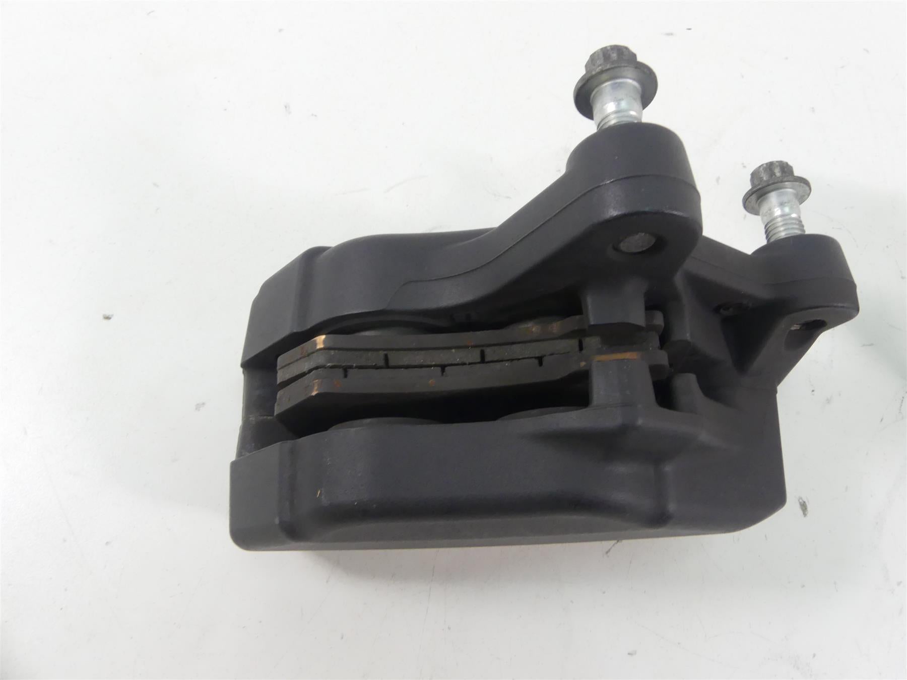 2014 Harley Touring FLHTK Electra Glide Front Brake Caliper Set 43027-08 {{ shop.shopifyCountryName }} - Mototech271
