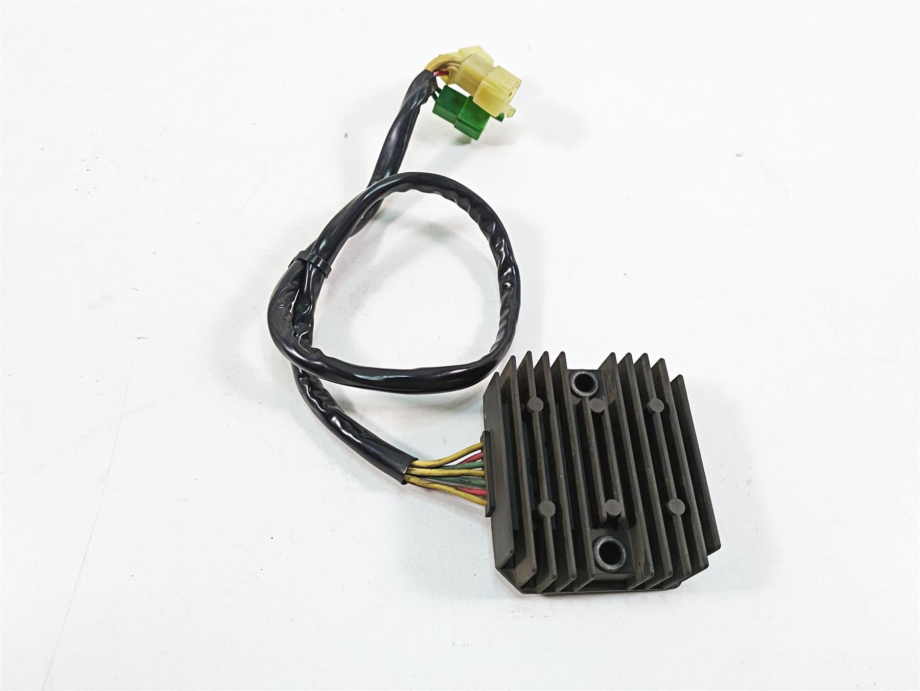 2006 Honda VT1100 C2 Shadow Rectifier Voltage Regulator 31600-MCK-A51 SH541KC {{ shop.shopifyCountryName }} - Mototech271
