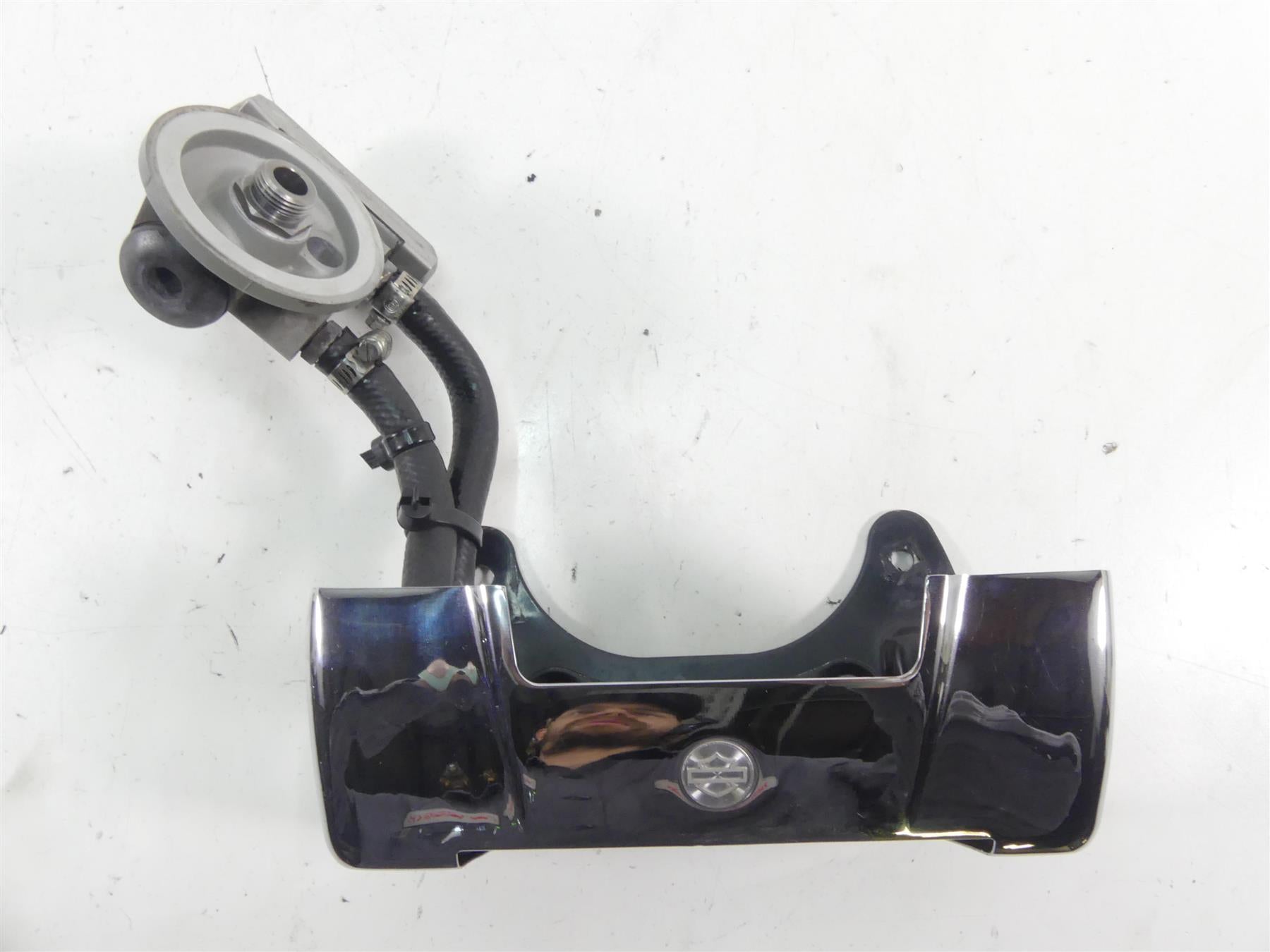 2005 Harley Touring CVO FLHTC SE Electra Glide Oil Cooler Flange Cover 62994-04 {{ shop.shopifyCountryName }} - Mototech271
