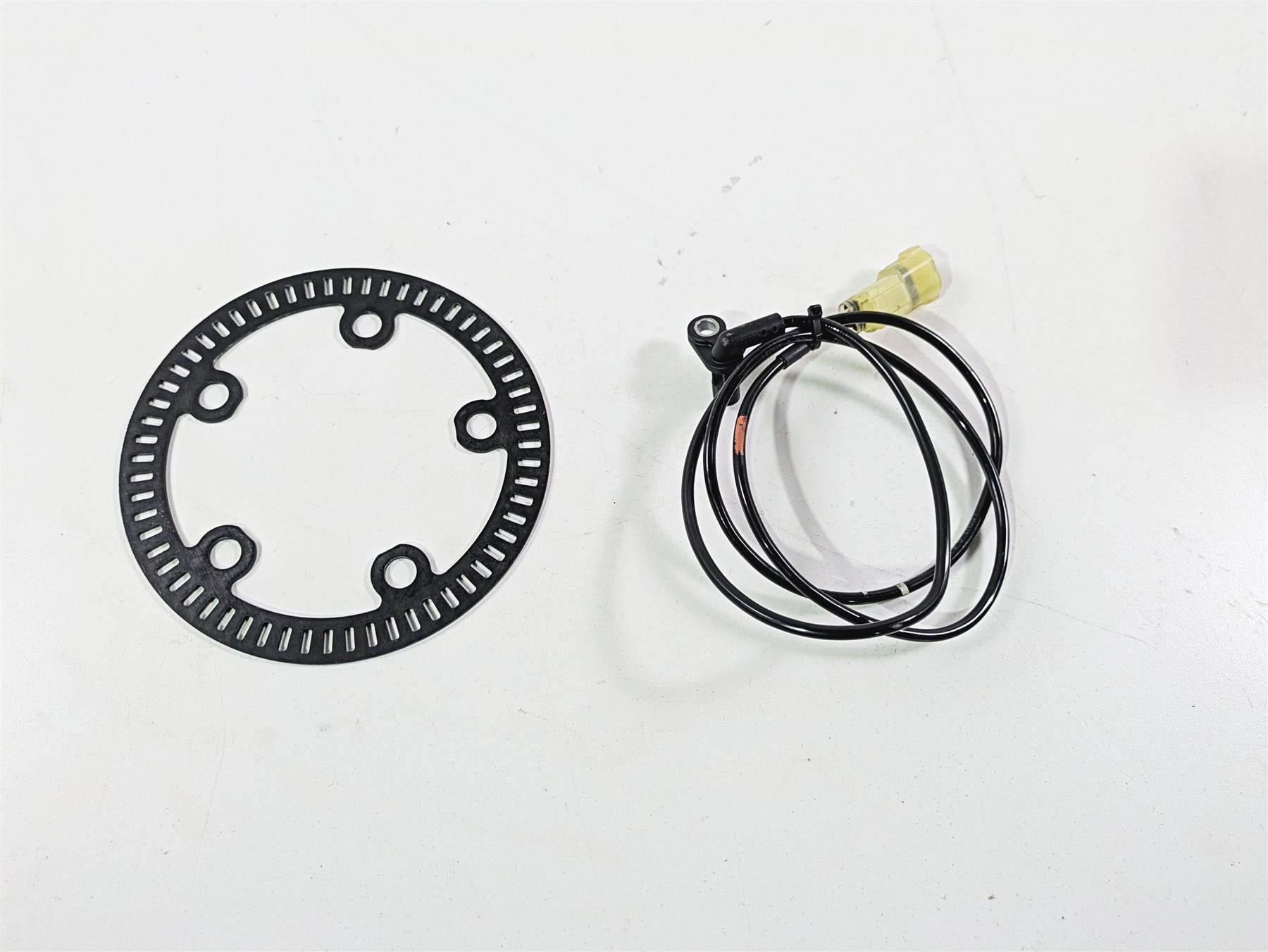 2024 Triumph Street Triple 765 R Front Wheel Speed Abs Brake Sensor T2022799 {{ shop.shopifyCountryName }} - Mototech271