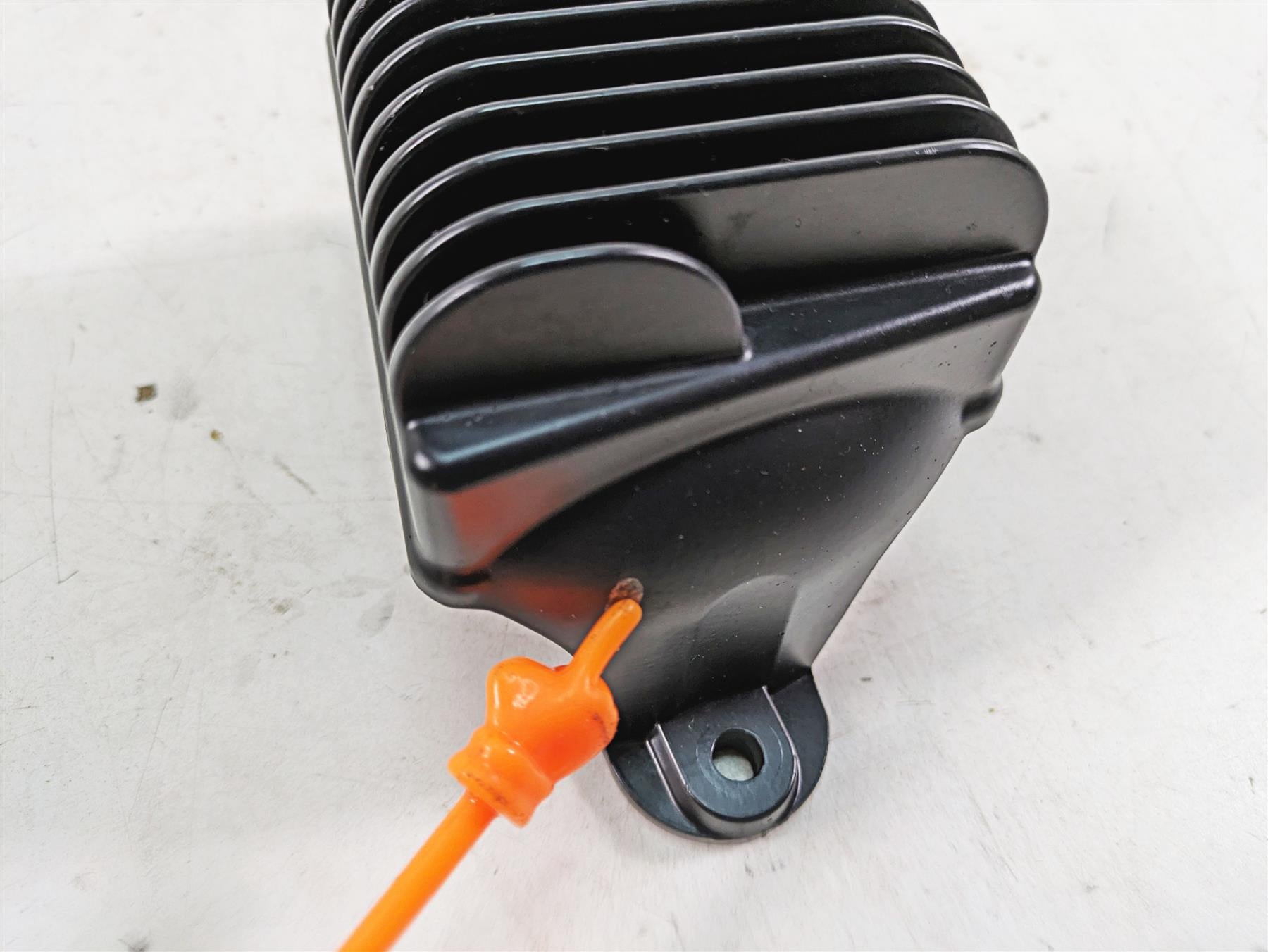 2010 Harley Touring FLHTCU Electra Glide Rectifier Voltage Regulator 74505-09A {{ shop.shopifyCountryName }} - Mototech271