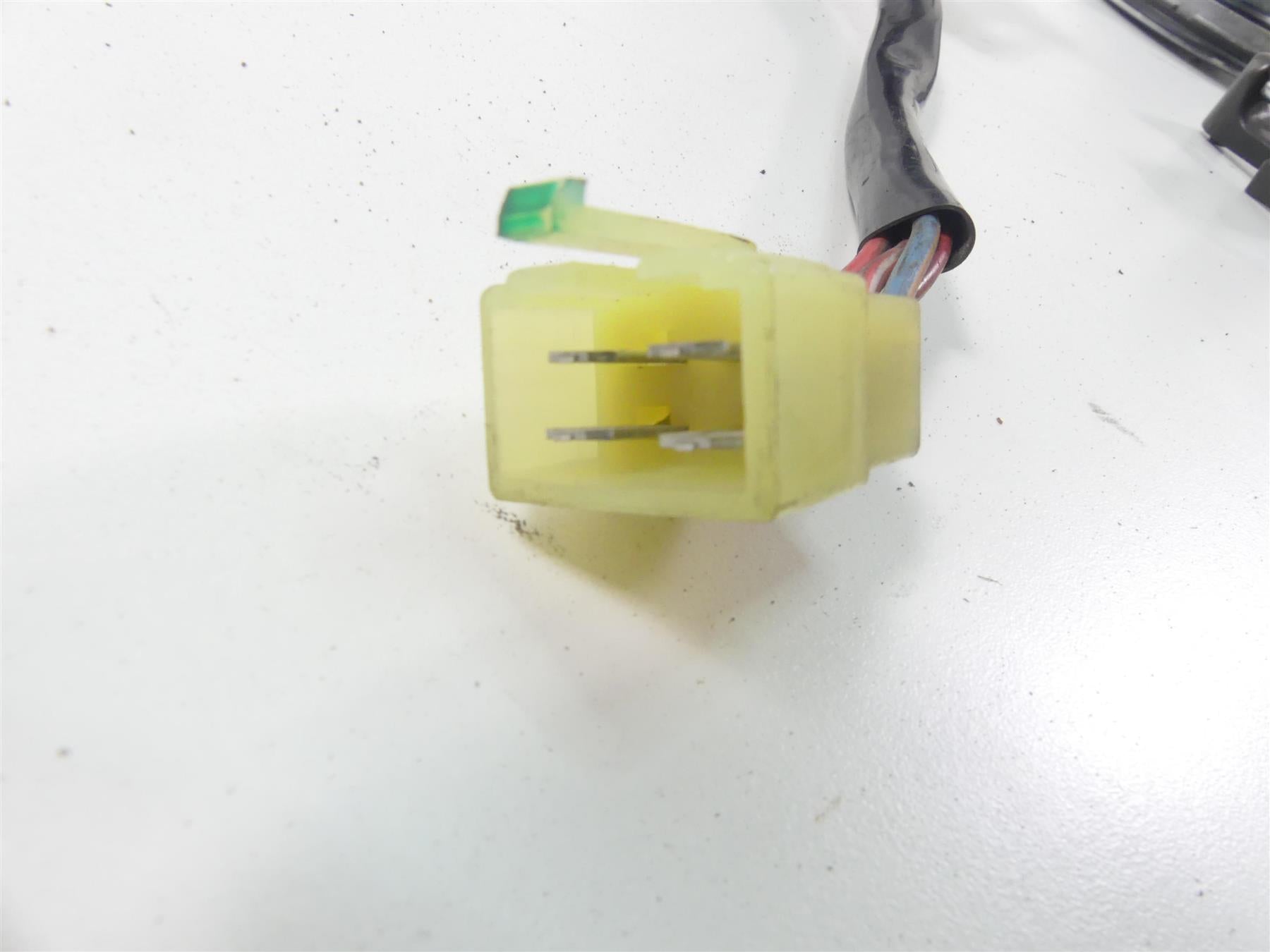 2002 Honda VTX1800 C Ignition Switch Gas Cap Key Lock Set 35100-MCH-000 {{ shop.shopifyCountryName }} - Mototech271