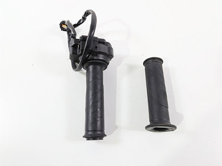 2019 Ducati 959 Panigale Ride Fly By Wire Throttle Set - Read 66020011B {{ shop.shopifyCountryName }} - Mototech271