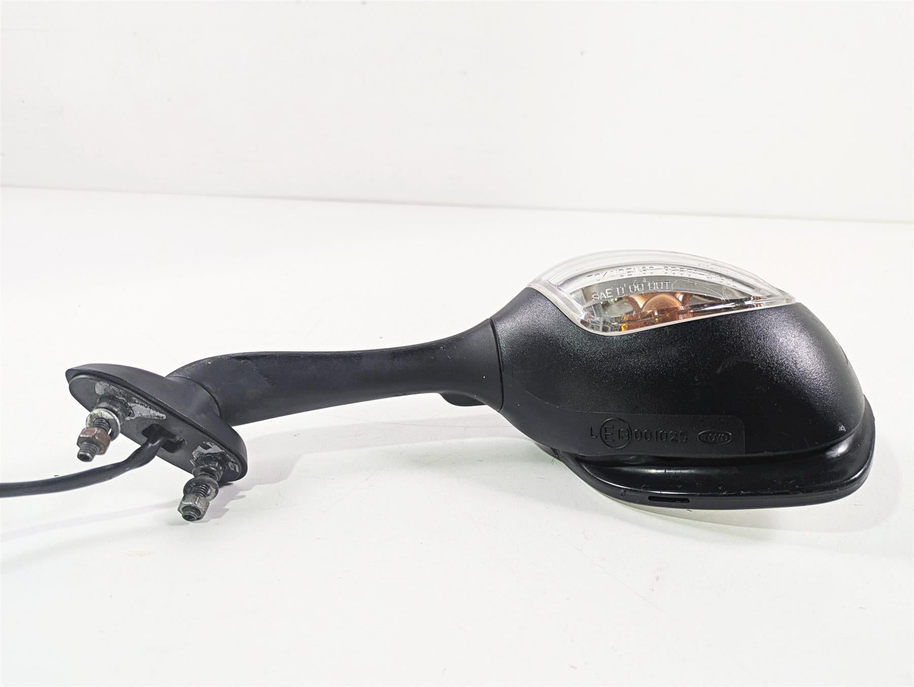 2006 Suzuki GSXR1000 K6 Left Mirror Blinker Turn Signal 56600-41G01 56600-41G03 {{ shop.shopifyCountryName }} - Mototech271