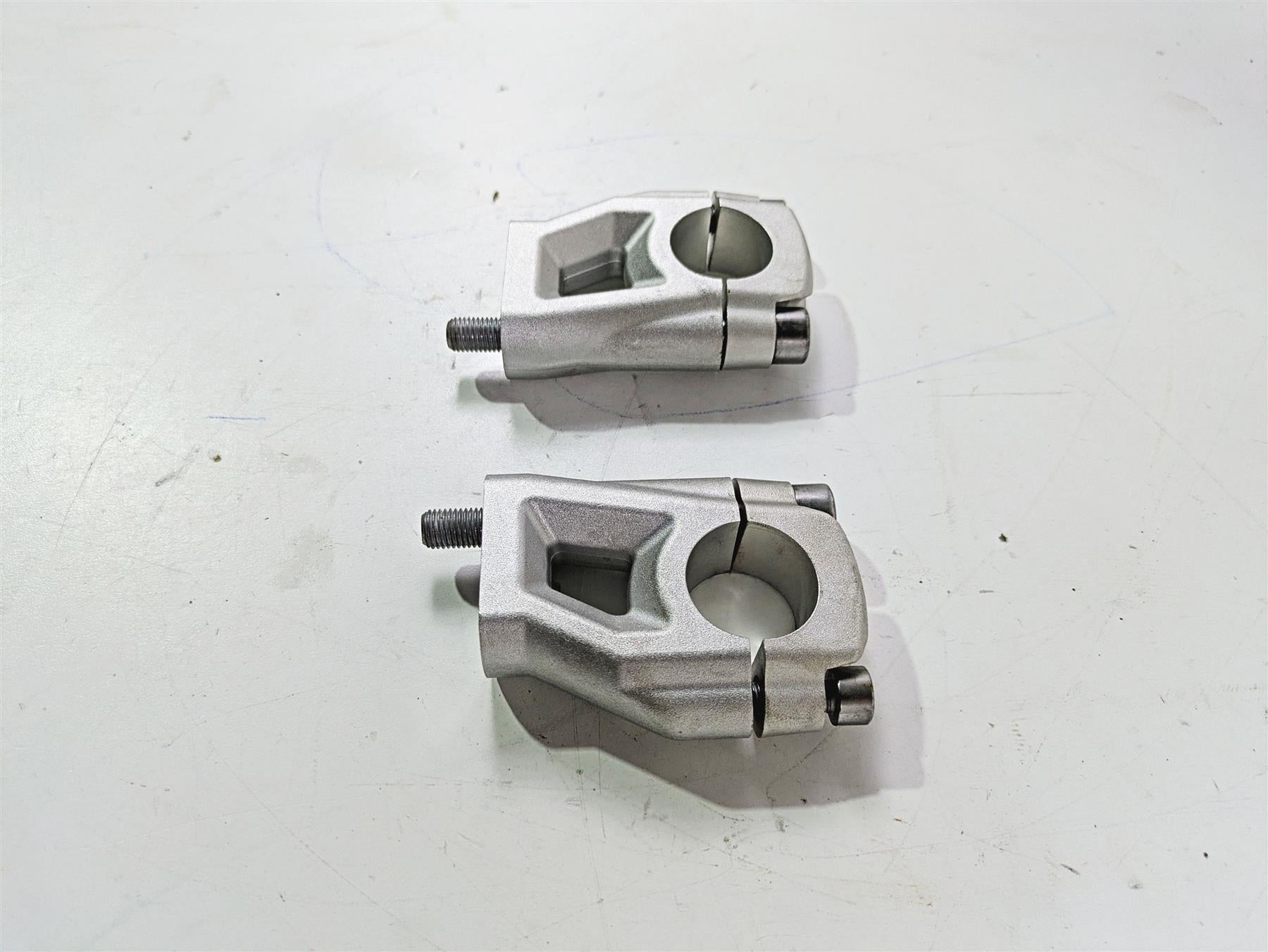 2013 Triumph Tiger 1215 Explorer Upper Lower Handlebar Riser Set T2040813 {{ shop.shopifyCountryName }} - Mototech271