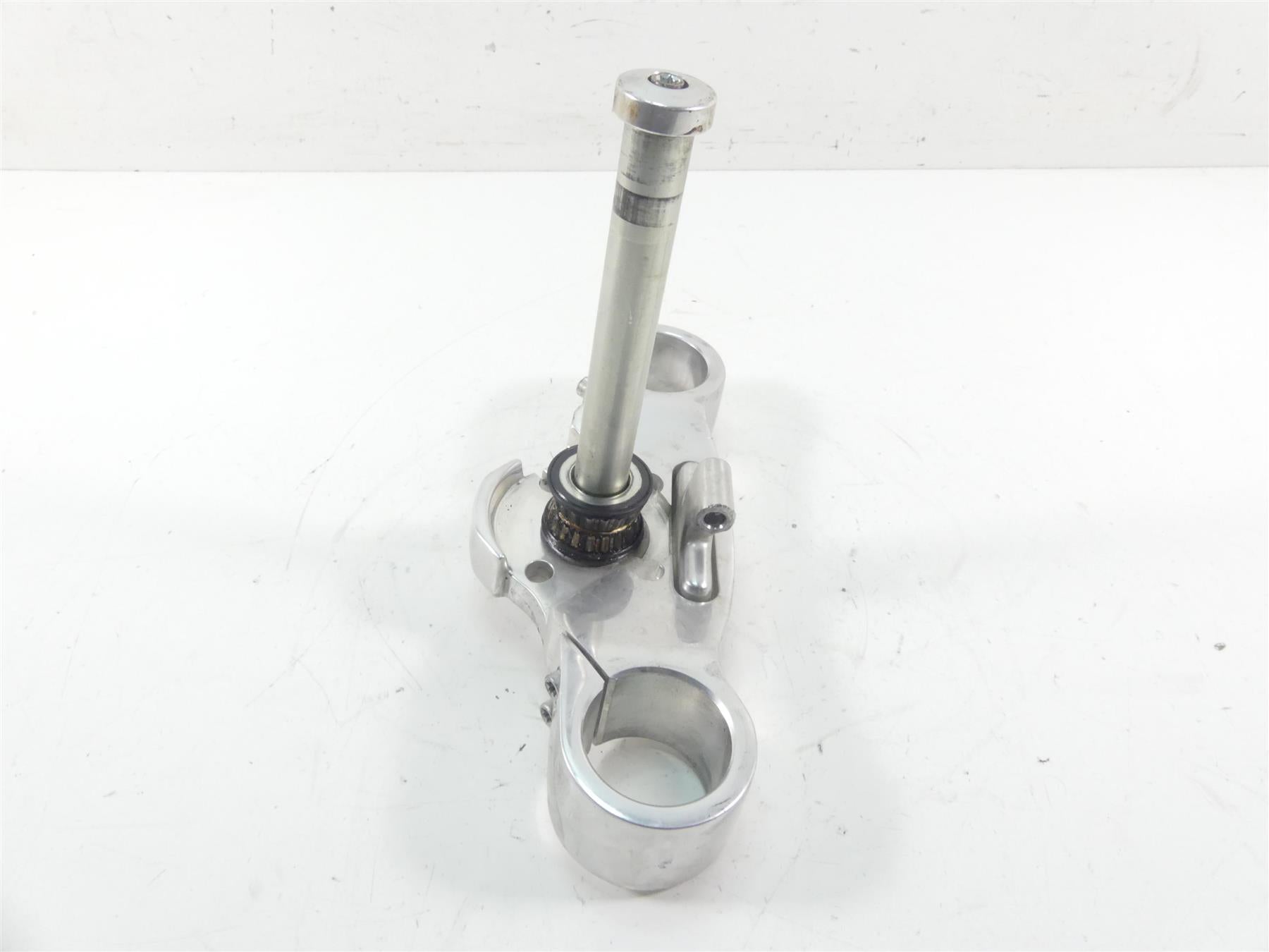 2021 Harley Softail FLSB Sport Glide Lower Triple Tree Clamp - Read 45900187 {{ shop.shopifyCountryName }} - Mototech271
