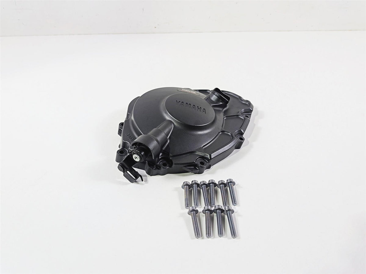 2023 Yamaha MT10 MTN1000 Engine Side Clutch Cover B5Y-15421-00-00 {{ shop.shopifyCountryName }} - Mototech271
