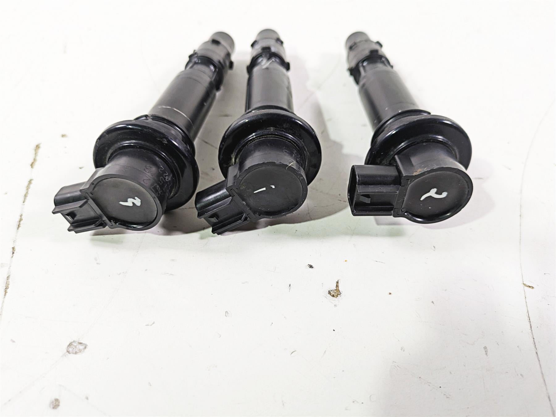 2019 Triumph Speed Triple RS 1050 Ignition Stick Coil Set T1297890 {{ shop.shopifyCountryName }} - Mototech271