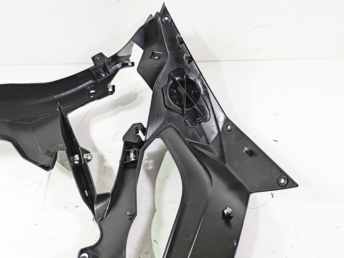 2019 BMW S1000XR K49 Right Main Fairing Cover Set 46638549032 46637717170 {{ shop.shopifyCountryName }} - Mototech271