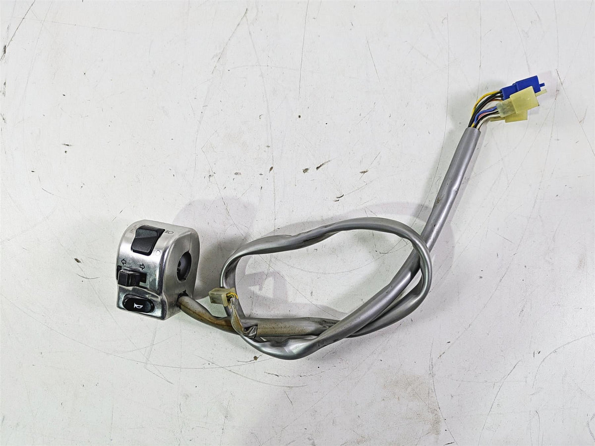 2004 Yamaha XVZ1300 Royal Star Left Hand Control Switch 4XY-83972-00-00 {{ shop.shopifyCountryName }} - Mototech271