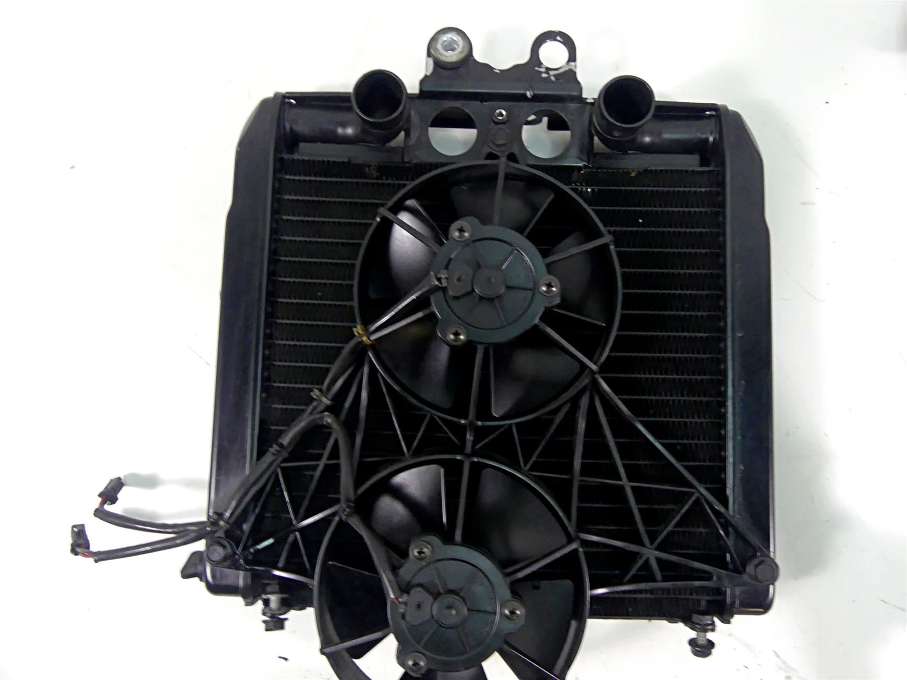 2013 Harley VRSCF Muscle Vrod Radiator Fans Reservoir Hoses Set 26722-04 {{ shop.shopifyCountryName }} - Mototech271