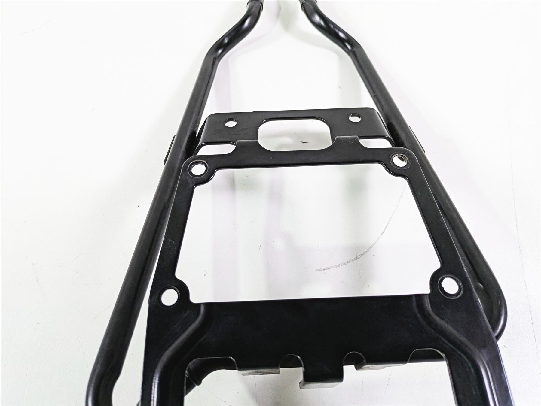 2017 Harley Touring FLHTKSE CVO E-Glide Coolant Crossover Hose Mount 12700091A {{ shop.shopifyCountryName }} - Mototech271
