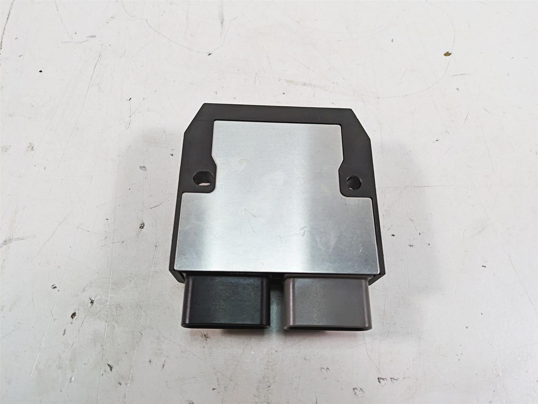 2016 Ducati Panigale 1299 S Rectifier Voltage Regulator 54040301B FH020AA {{ shop.shopifyCountryName }} - Mototech271