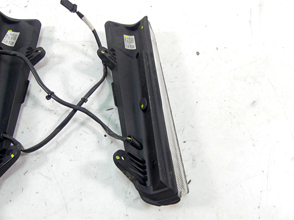 2013 Ducati Diavel Red Front Blinker Turn Signal Set 53010271A 53010261A {{ shop.shopifyCountryName }} - Mototech271