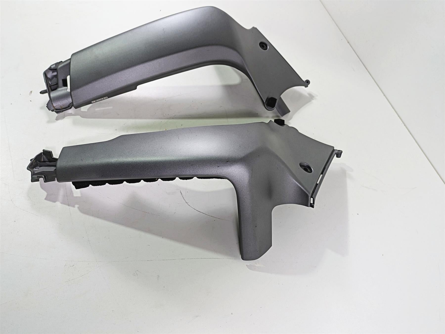 2016 Suzuki M109R VZR1800 Boulevard Radiator Fairing Cover Set 47551-48G0 {{ shop.shopifyCountryName }} - Mototech271