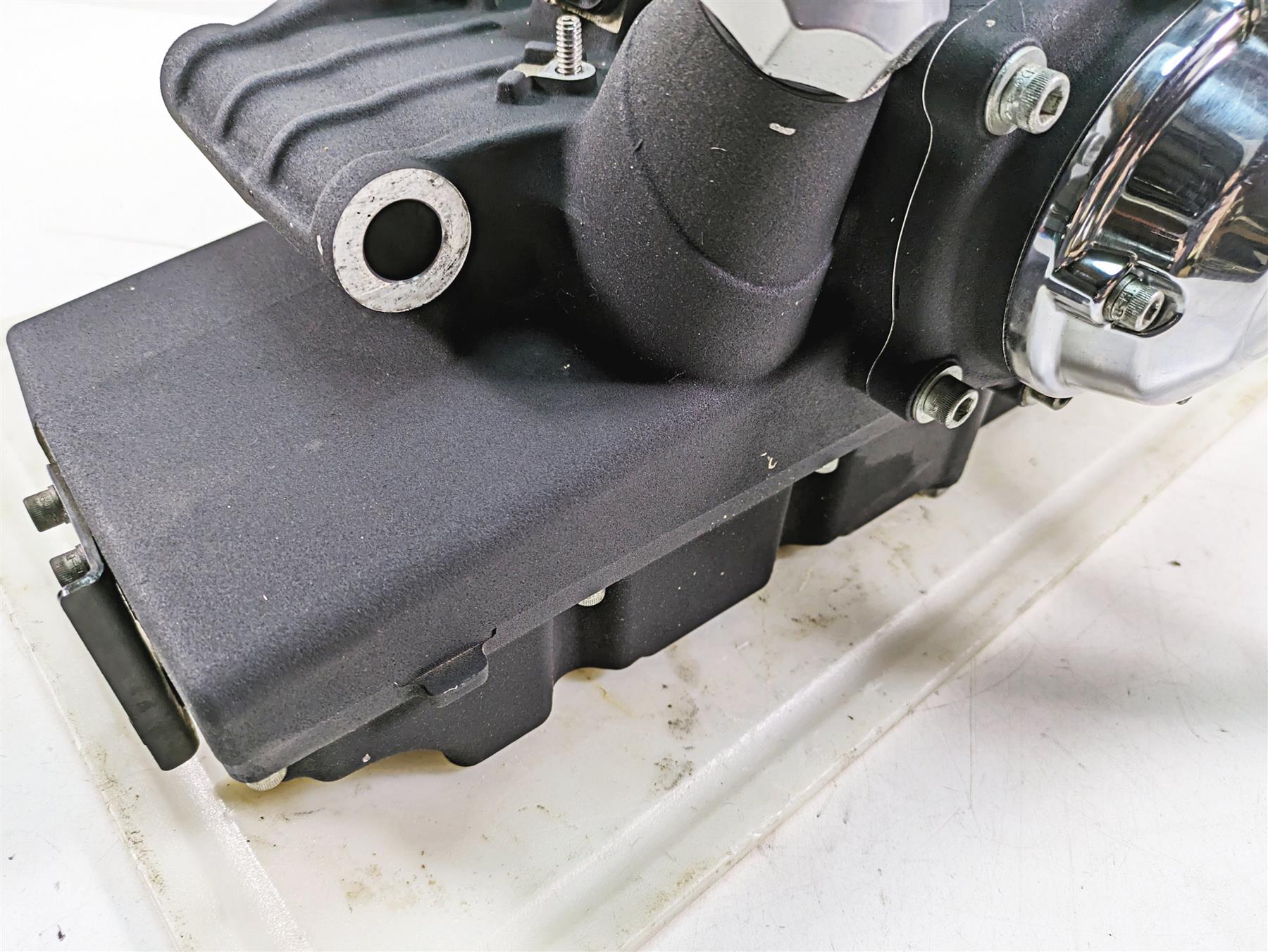 2011 Harley Touring FLHR Road King Transmission Gear Box 6-Speed 33166-10A {{ shop.shopifyCountryName }} - Mototech271