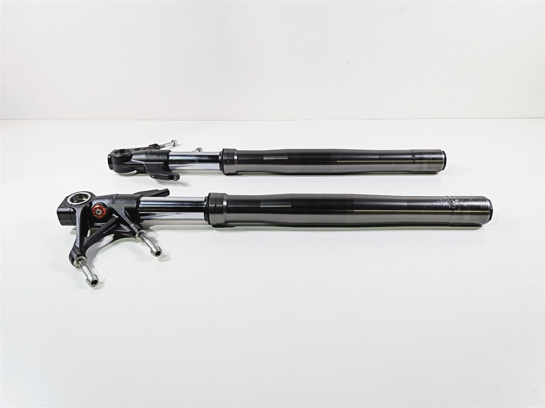 2019 Ducati 959 Panigale Straight Showa Front Fork Leg Set - Read 34420561B {{ shop.shopifyCountryName }} - Mototech271