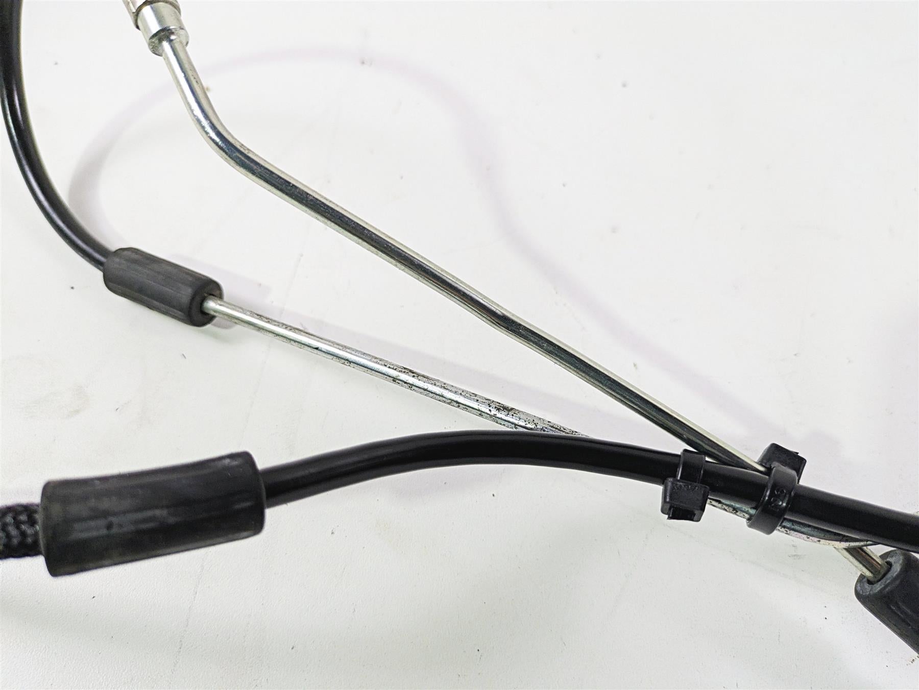 2022 Ducati Streetfighter V2 Rear Abs Brake Line Hose Set 61911762A 61911752A {{ shop.shopifyCountryName }} - Mototech271