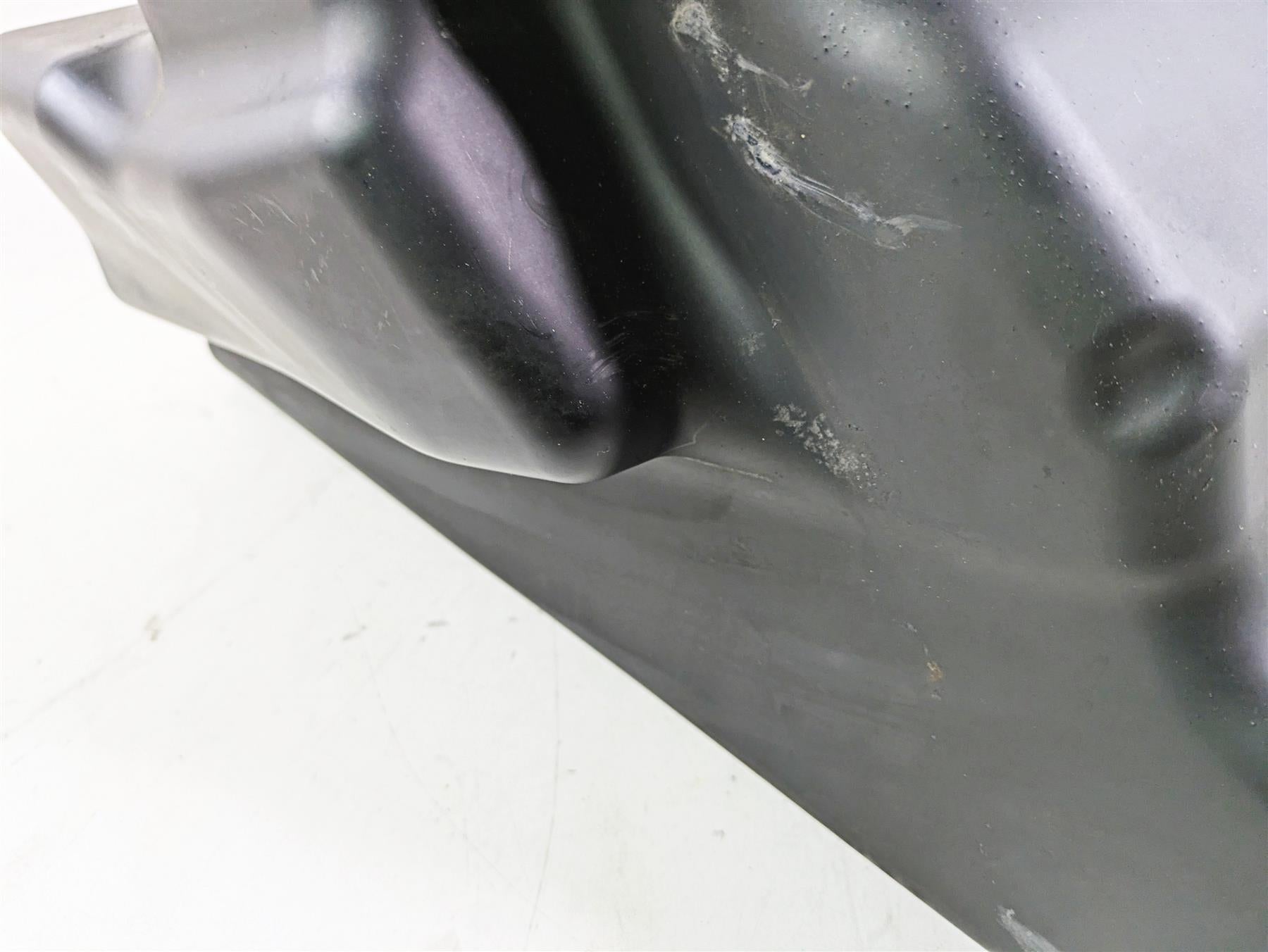 2010 Harley VRSCF Muscle Rod Fuel Gas Petrol Tank 62921-07 {{ shop.shopifyCountryName }} - Mototech271