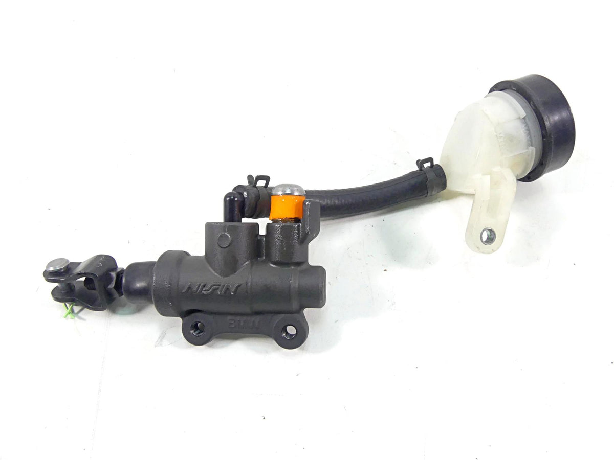 2014 BMW R1200GS K50 Nissin Rear Brake Master Cylinder + Reservoir 34318522398 {{ shop.shopifyCountryName }} - Mototech271