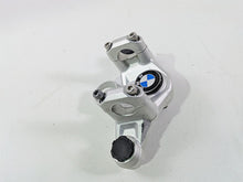 Load image into Gallery viewer, 2017 BMW R1200 GS K50 Upper Triple Tree Steering Clamp 31428555849
