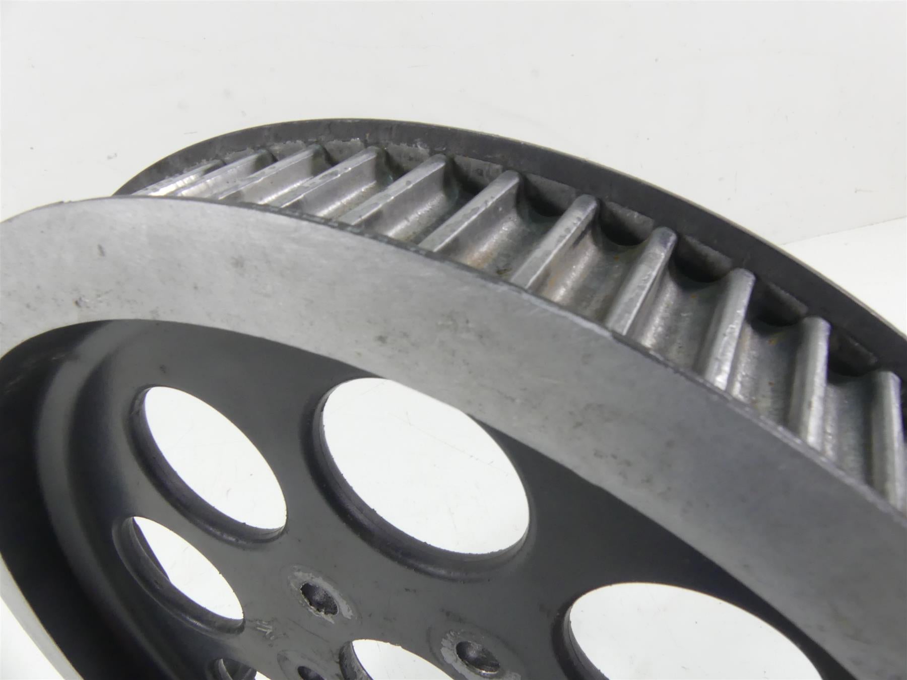 1989 Harley Touring FLTC Tour Glide Rear Drive Belt Pulley 70T 1-1/2" 40221-85A {{ shop.shopifyCountryName }} - Mototech271