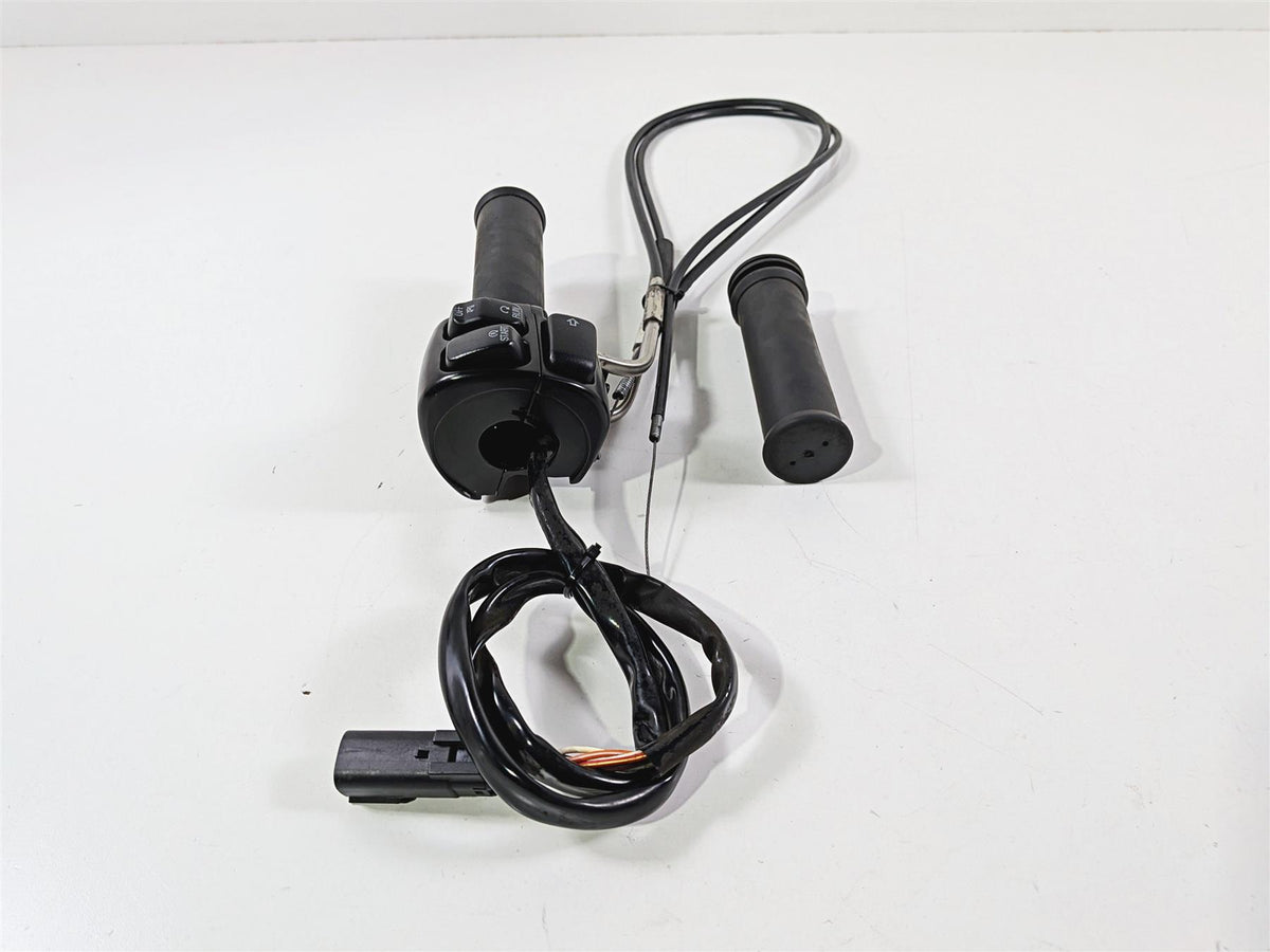 2013 Harley VRSCDX Night Rod Special Right Hand Start Throttle Control Switch 71684-06A-Mototech271