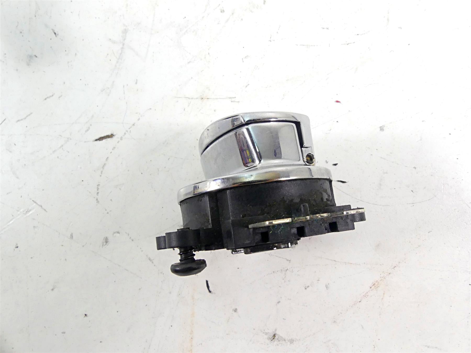 2010 Harley Touring FLHRC Road King Ignition Switch Steering Lock -Vin 71313-96A {{ shop.shopifyCountryName }} - Mototech271