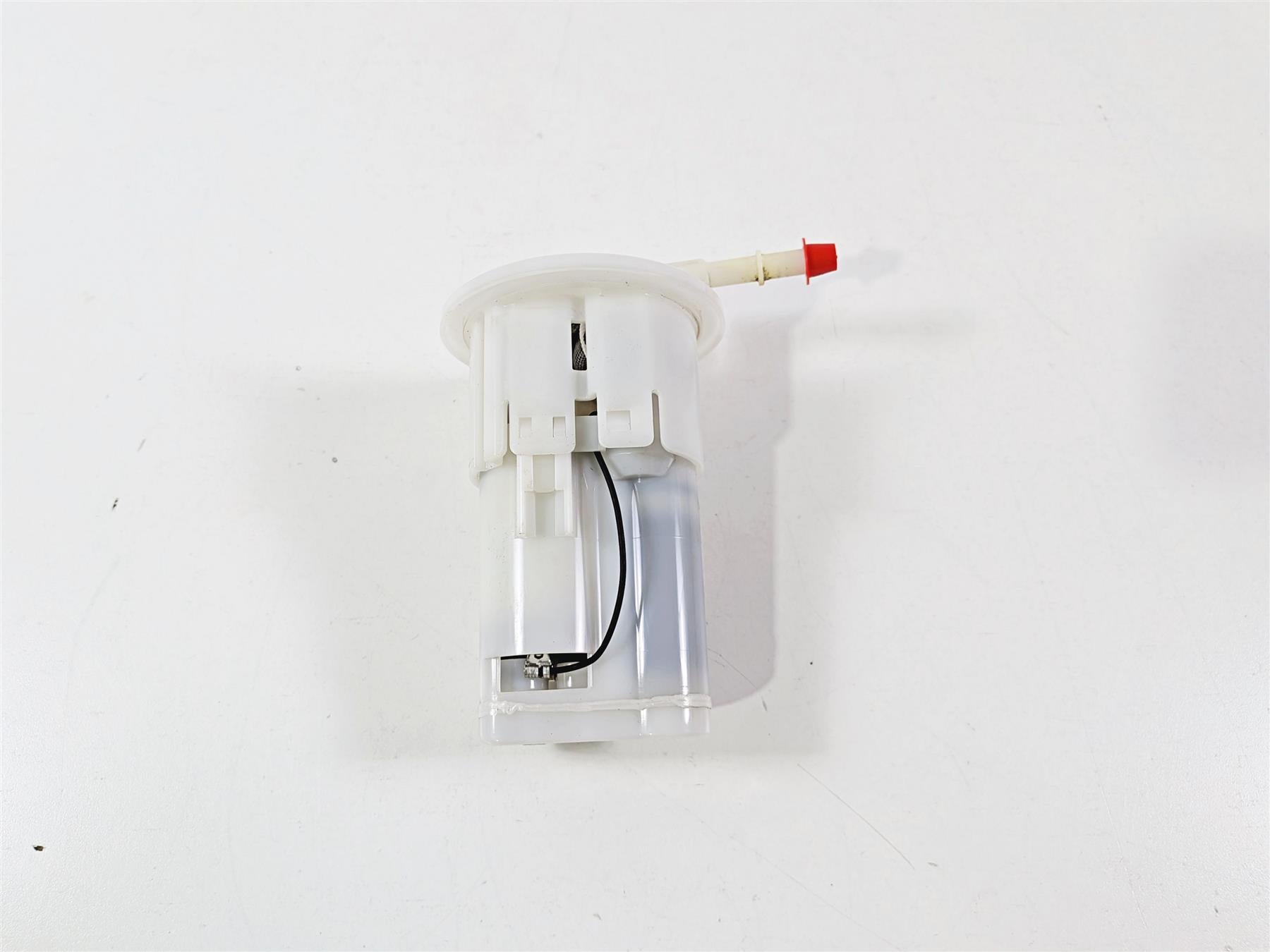 2024 Yamaha YZF R1 RN65 Fuel Gas Petrol Pump - Tested 2CR-13907-01-00 {{ shop.shopifyCountryName }} - Mototech271
