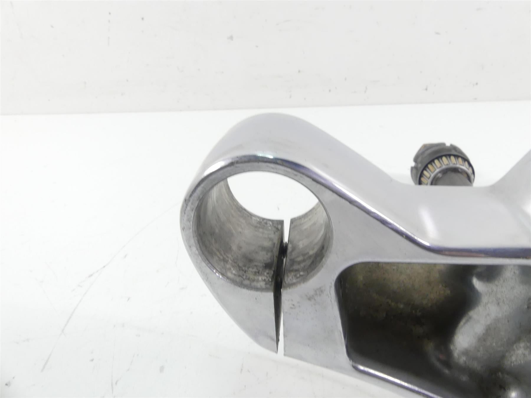 2007 Victory Vegas Jackpot Lower Triple Tree Steering Clamp 43mm 1822857 1823532 {{ shop.shopifyCountryName }} - Mototech271