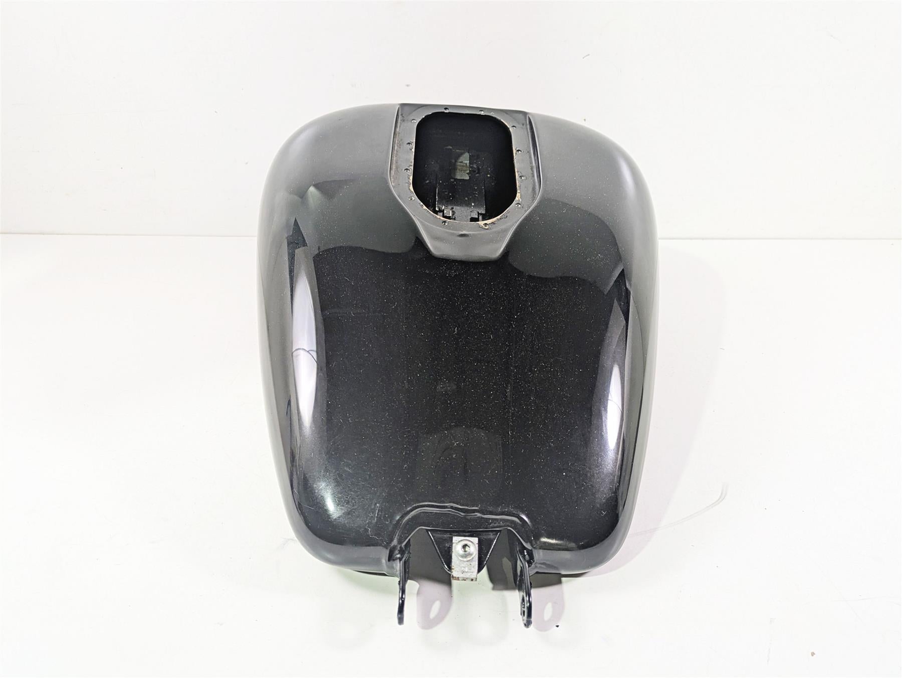 2009 Harley FXDC Dyna Super Glide Fuel Gas Petrol Tank Reservoir - Read 61590-04B {{ shop.shopifyCountryName }} - Mototech271