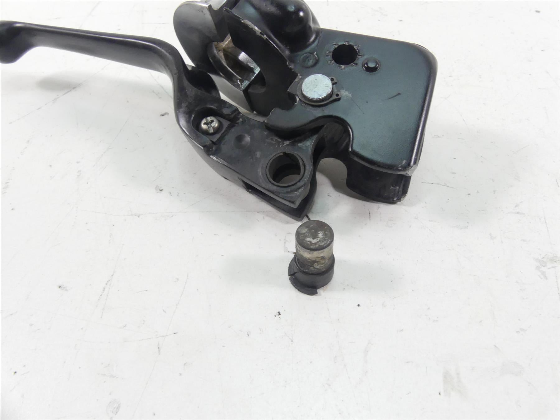 1998 Harley Dyna FXDL Low Rider Clutch Perch & Lever Set 38608-96 45015-96 {{ shop.shopifyCountryName }} - Mototech271