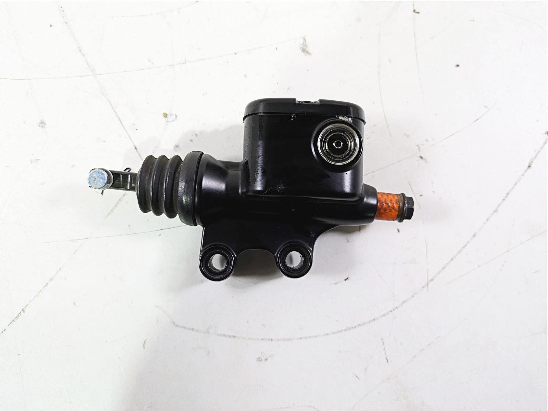 2015 Harley Touring FLHTKL E -Glide Low Rear Brake Master Cylinder 41700028A {{ shop.shopifyCountryName }} - Mototech271